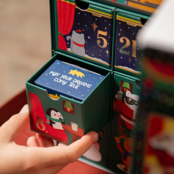 Legami julekalender med skrivebordsartikler fra Legami