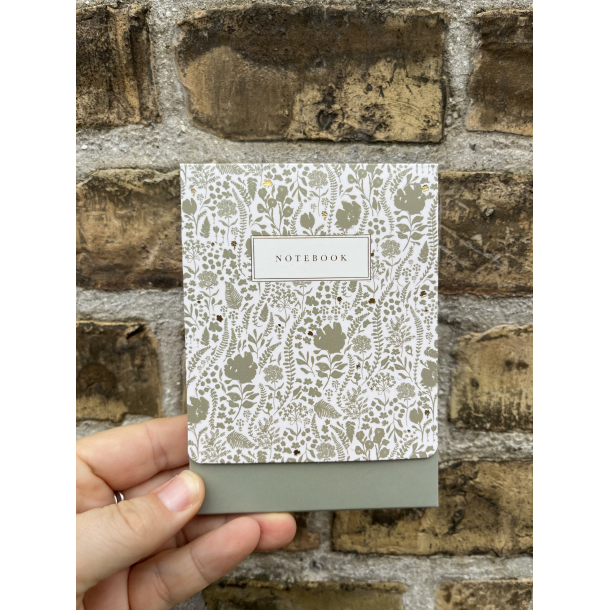 The Great Brittish, Stephanie Dyment, Notebook med magnetlukning, Gr�n med gr�nne planter