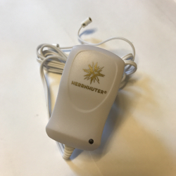 Adapter 500mA til 8 og 13cm adventsstjerne, hvid (til 4 med LED)