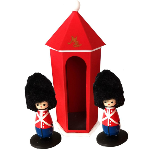 Anne Beate Design, Skilderhus med gardere i tr