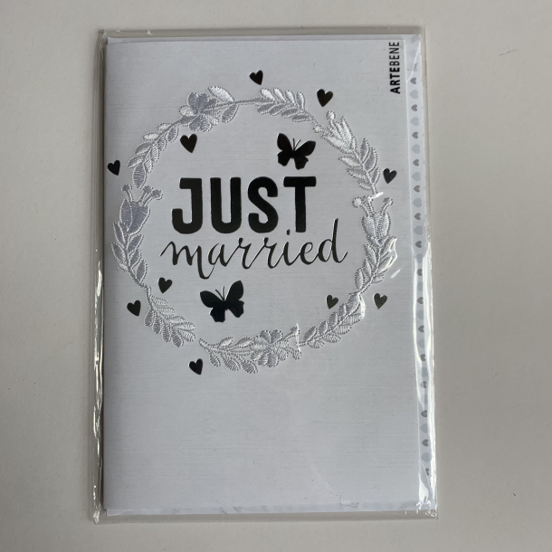 Artebene kort, Just Married -krans