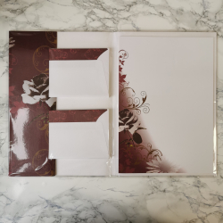 Brevpapir, m rose og marguerit