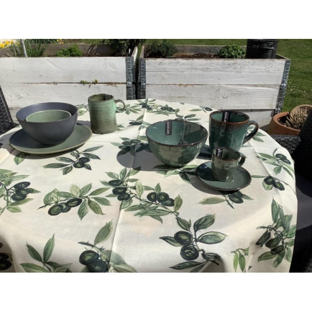 Caja, Italiensk dug med oliven, 130x130cm