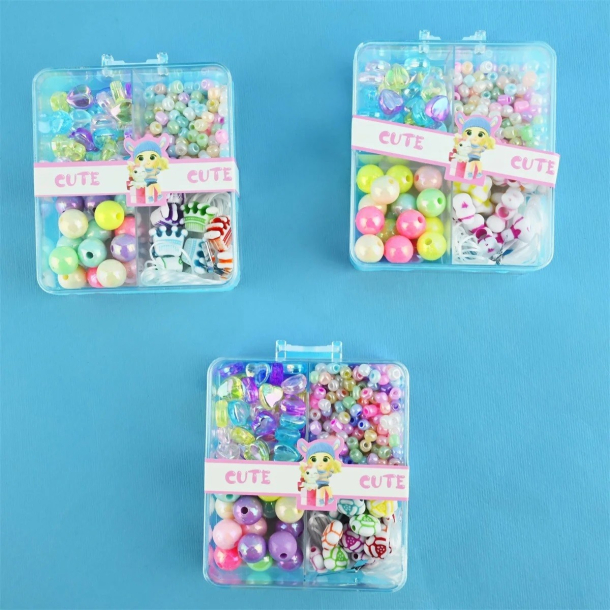 Cute ske med perler og snor, figurer, lille