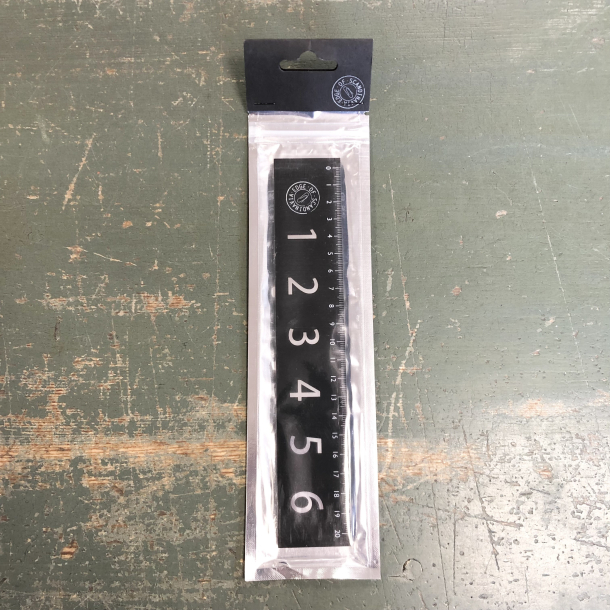 Edge of Scandinavia plast lineal, 20 cm