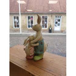 Figur, kaninmor med barn