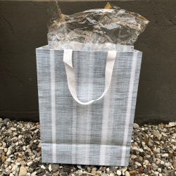 Gavepose, mnstret, stor