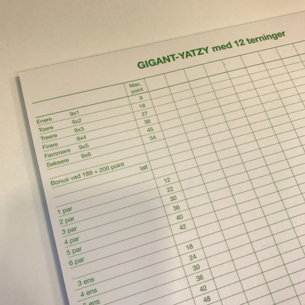 Gigant Yatzy med 12 terninger - BLOK