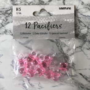 Hartung babysutter til pynt, lyserd