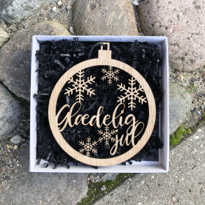 Julekugle med snefnug og tekst, ophng i tr