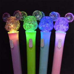 Kuglepen med lys, bjrn, grn