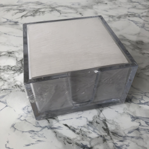 Notesblok 98x98mm, hvid i akryl beholder