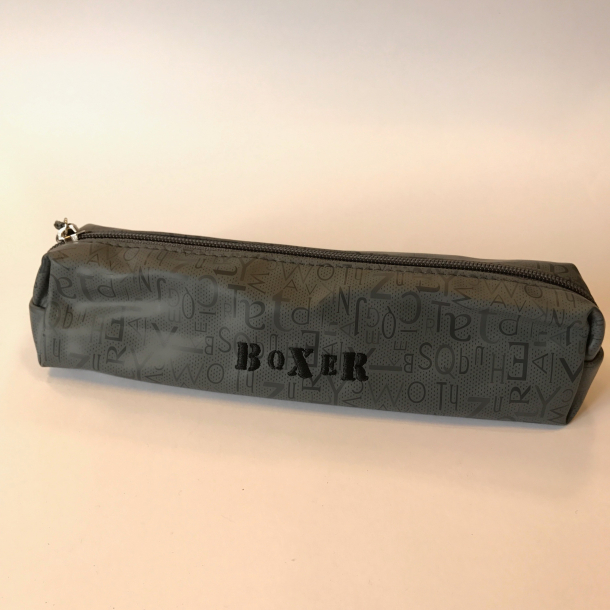Penalhus Boxer - Gr med bogstaver