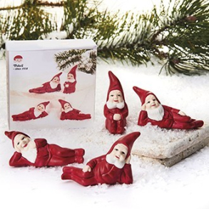 Retro julemnd, porceln, afslappede.