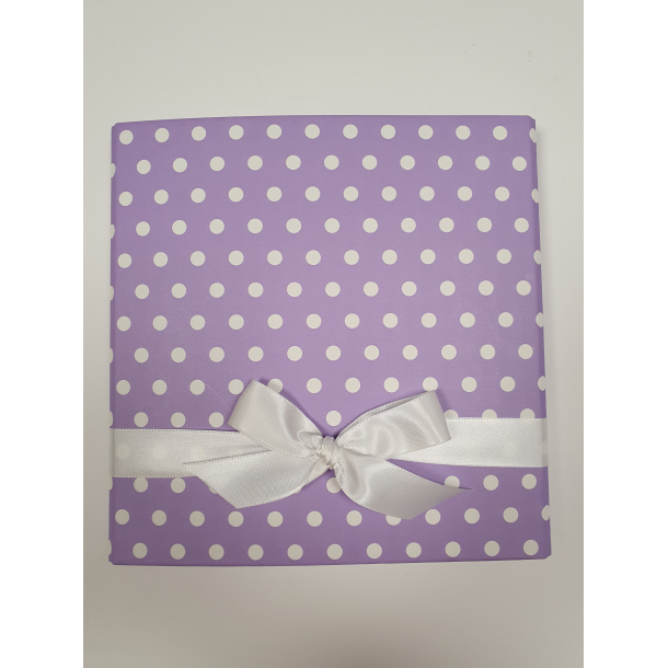 R&ouml;ssler brevpapir, prikker, lilla