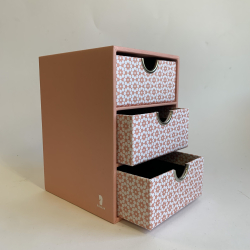 R&ouml;ssler skuffekasse, Salmon