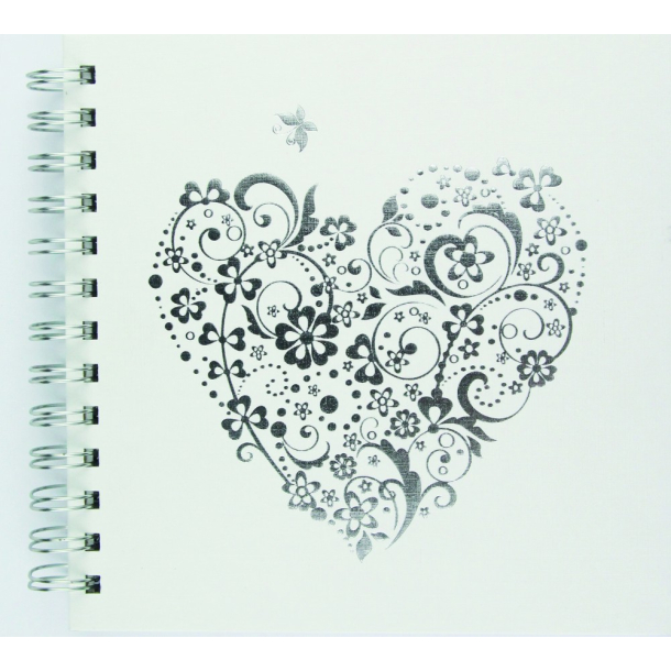 Scrapbog med slvhjerte lille