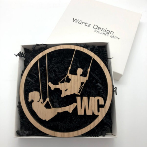 Tr skilt - Toiletskilt gynge, flles