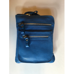Treats lille skuldertaske bl� KUN ONLINE
