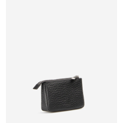 Treats pung Ann Bae, Black