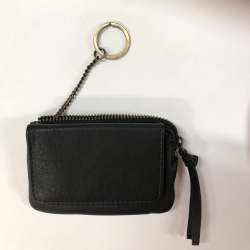 Treats Pung ∙ Filippa Common ∙ Black