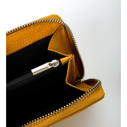 Treats pung Signe Noted Yellow