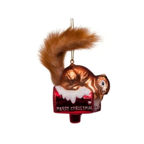 Julekugle Egern p postkasse